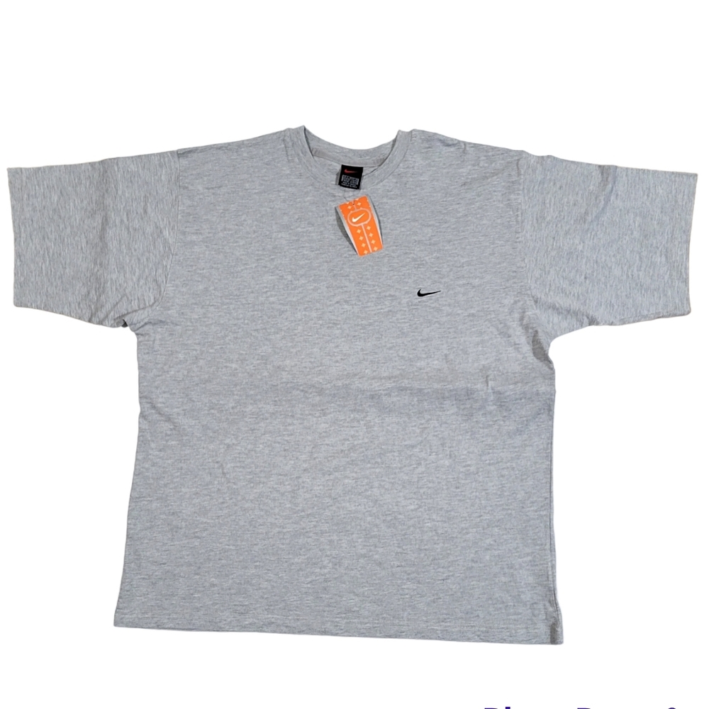 Nike Vintage Swoosh logo Embroidery T-Shirt
